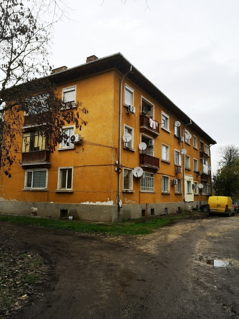 Продава 2-СТАЕН, гр. Долна Митрополия, област Плевен