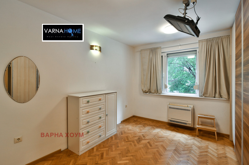 Продава 3-СТАЕН, гр. Варна, Лятно кино Тракия, снимка 7 - Aпартаменти - 46553023