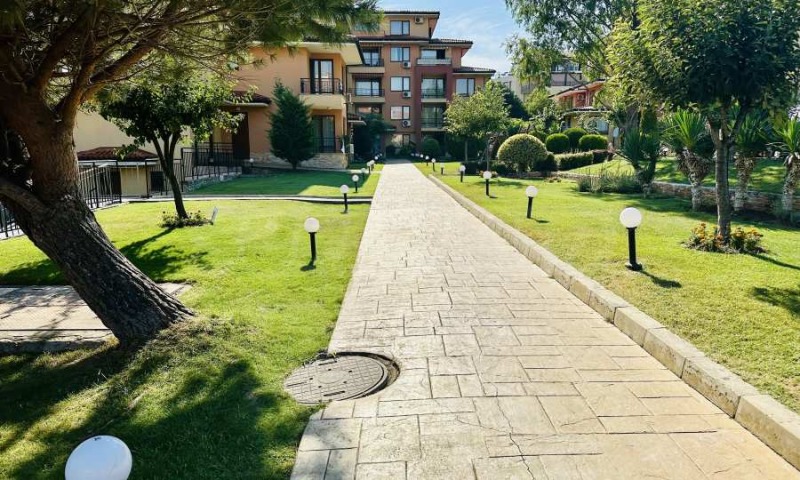 Till salu  2 sovrum region Burgas , Sveti Vlas , 109 kvm | 30970277 - bild [17]