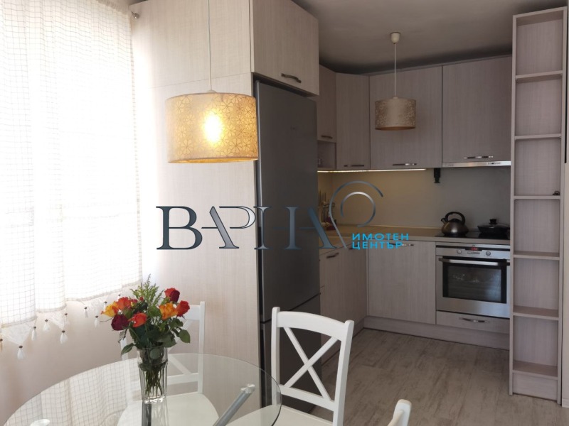 Na sprzedaż  2 sypialnie Warna , Briz , 80 mkw | 36218818 - obraz [2]