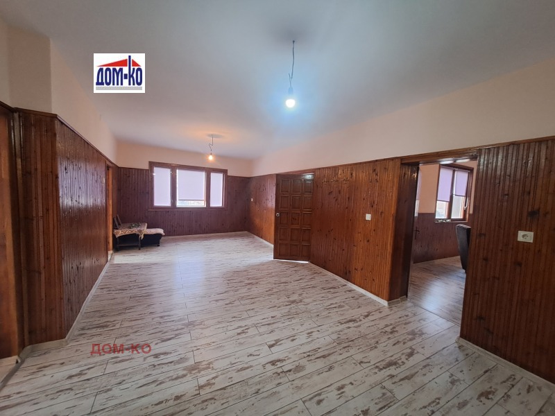 En venta  Casa región Pazardzhik , Vetren , 176 metros cuadrados | 39422120 - imagen [12]