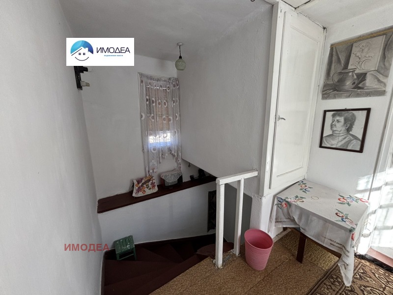 Продава КЪЩА, с. Габровци, област Велико Търново, снимка 11 - Къщи - 53075571