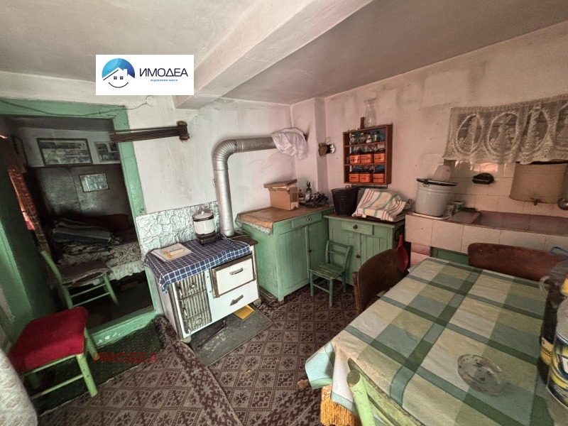 Продава КЪЩА, с. Габровци, област Велико Търново, снимка 6 - Къщи - 53075571