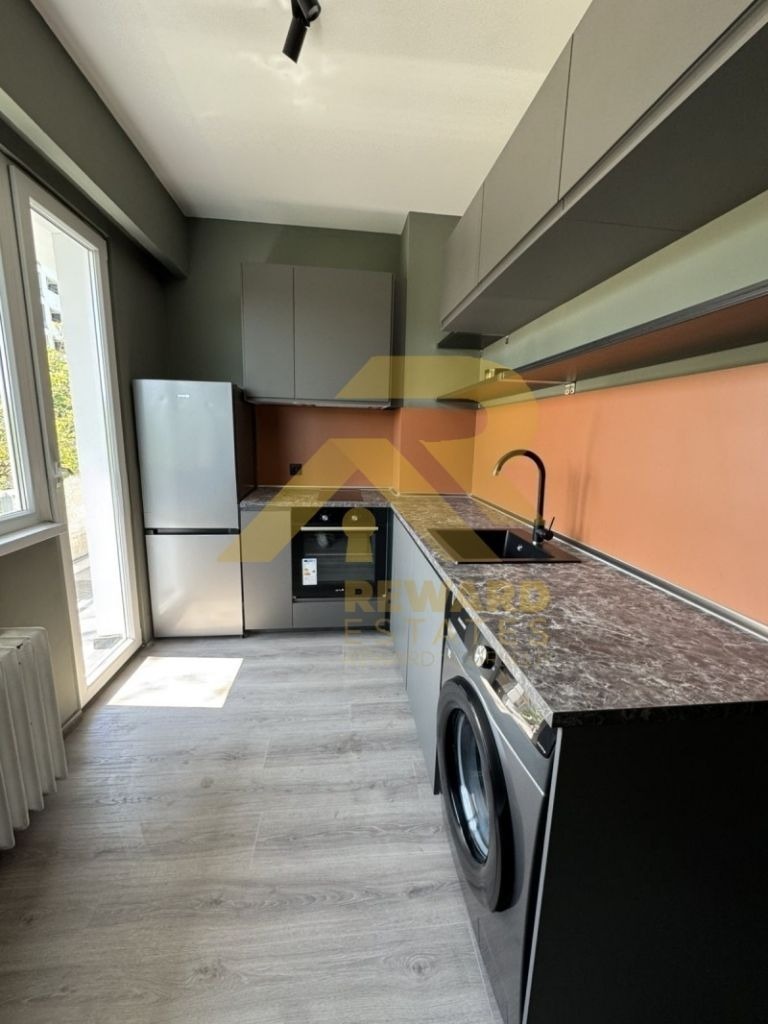 Eladó  1 hálószoba Sofia , Nadezsda 4 , 67 négyzetméter | 23003548