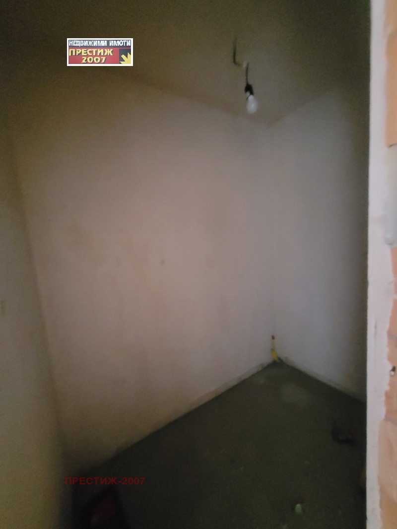 Eladó  2 hálószobás Sumen , Pazara , 97 négyzetméter | 64110347 - kép [4]