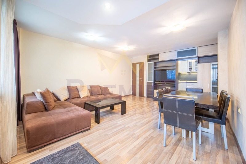 Продава  3-стаен град Варна , Централна поща , 102 кв.м | 62063645 - изображение [2]