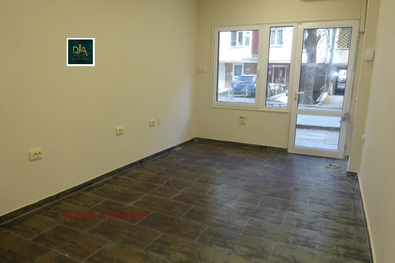 Продава ОФИС, гр. София, Стрелбище, снимка 2 - Офиси - 53018102