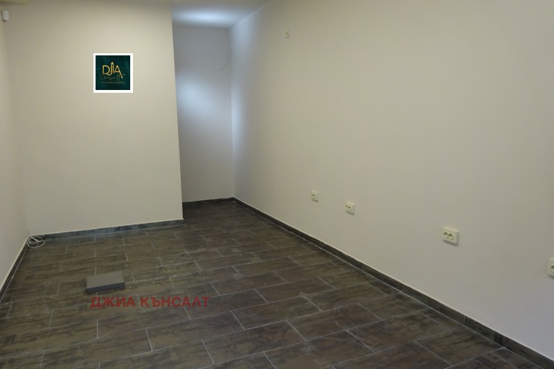 Продава ОФИС, гр. София, Стрелбище, снимка 4 - Офиси - 53018102