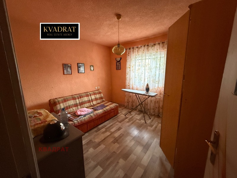 Продава ЕТАЖ ОТ КЪЩА, гр. София, Обеля 2, снимка 9 - Етаж от къща - 52655010