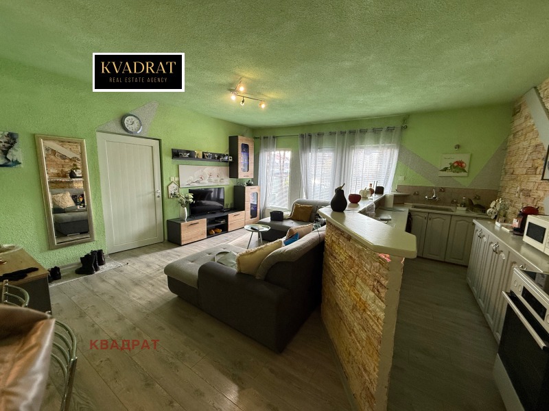 Продава ЕТАЖ ОТ КЪЩА, гр. София, Обеля 2, снимка 2 - Етаж от къща - 52655010