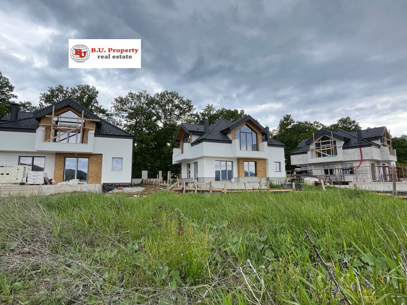 In vendita  Casa regione Pernik , Rudartsi , 242 mq | 40169038