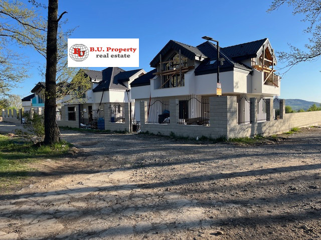 Na prodej  Dům oblast Pernik , Rudarci , 242 m2 | 40169038 - obraz [7]