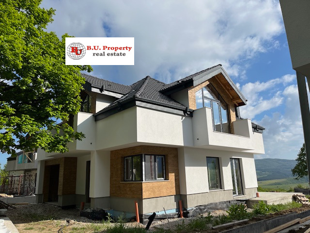 À venda  Casa Região Pernik , Rudarci , 242 m² | 40169038 - imagem [5]