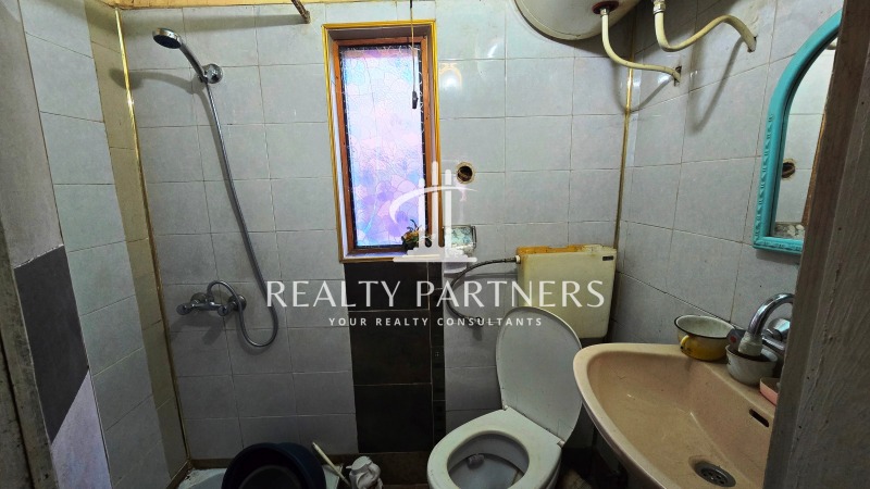 Продава КЪЩА, гр. Перник, Рудничар, снимка 9 - Къщи - 52825723