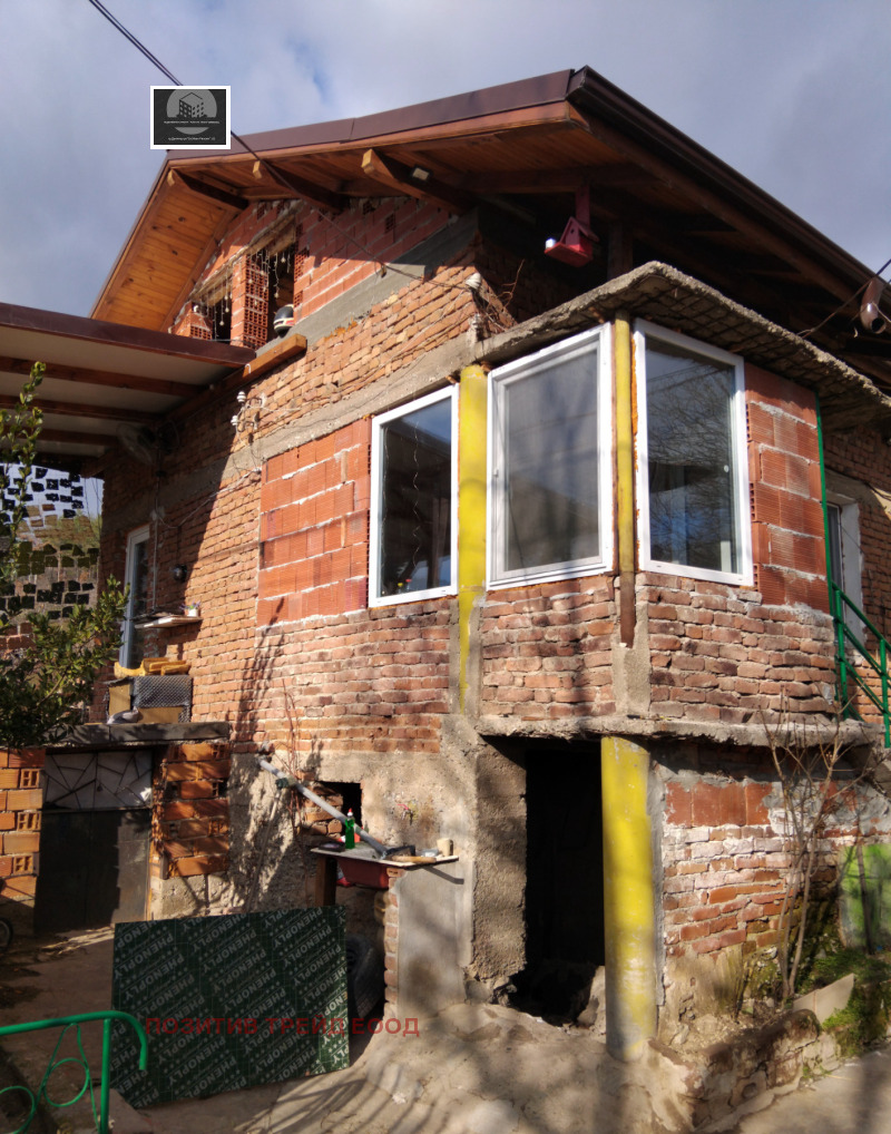 Продава КЪЩА, гр. Бобошево, област Кюстендил