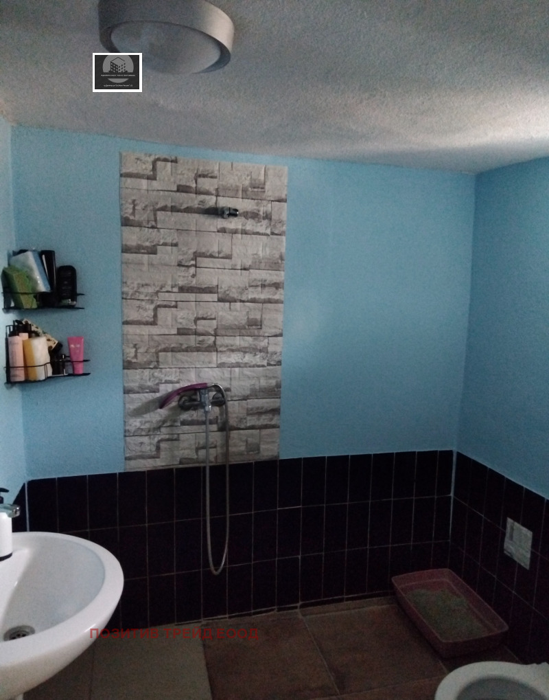 Продава КЪЩА, гр. Бобошево, област Кюстендил, снимка 14 - Къщи - 52914658