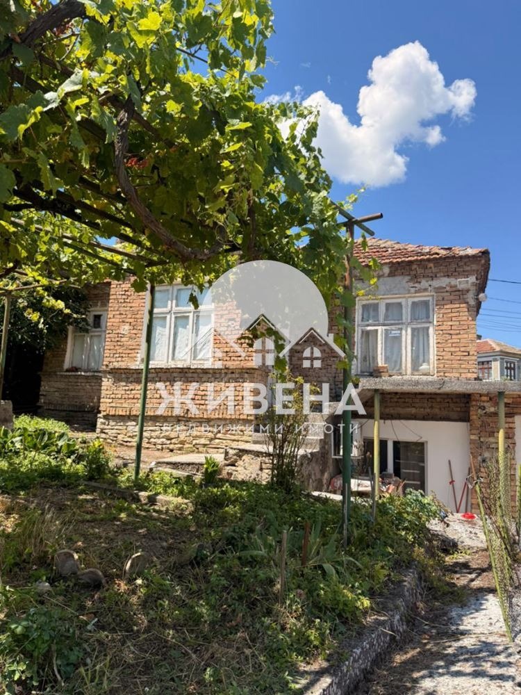 Продава КЪЩА, гр. Девня, област Варна