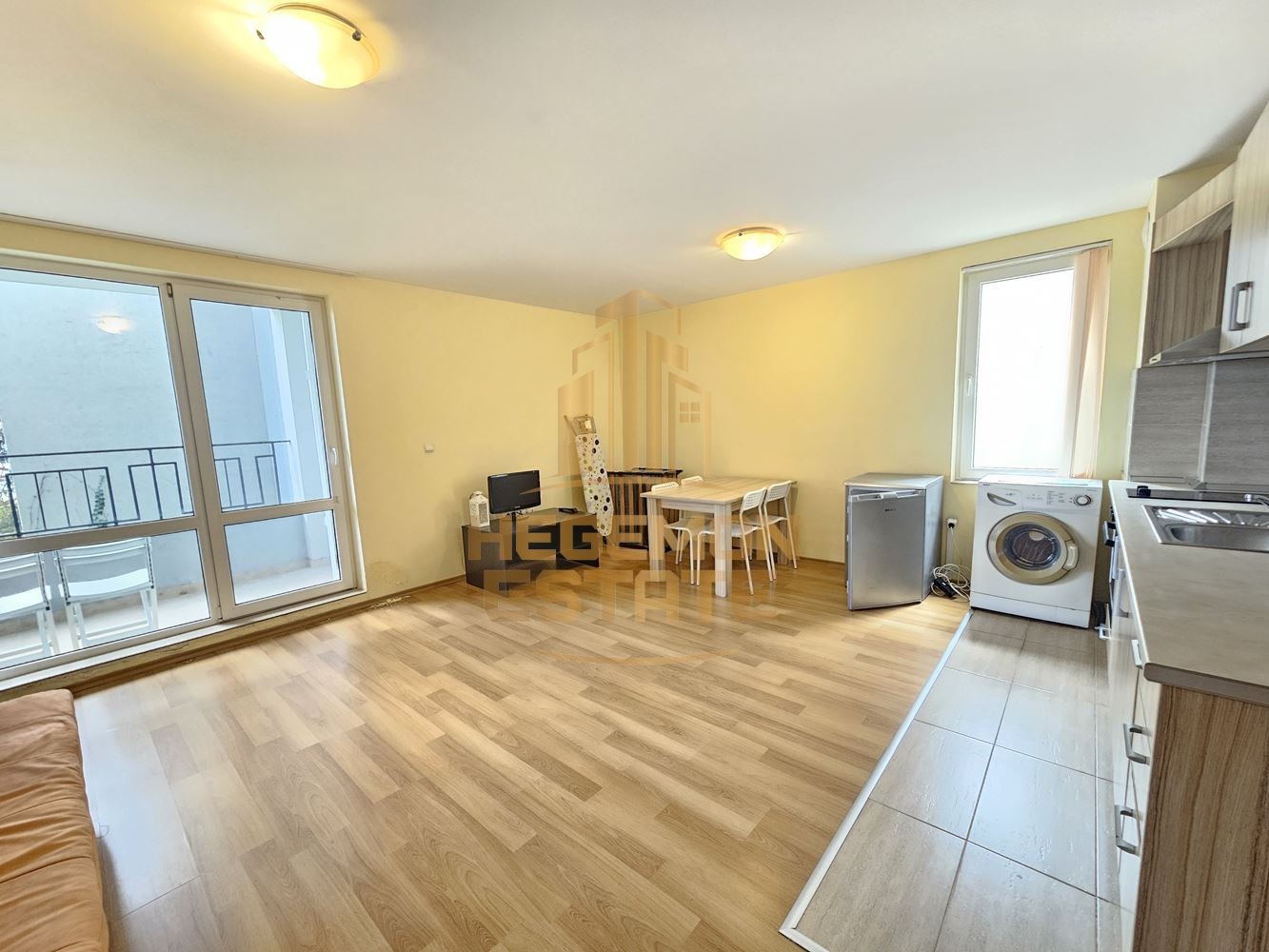 Продава 2-СТАЕН, гр. Варна, к.к. Чайка, снимка 4 - Апартаменти - 54292618