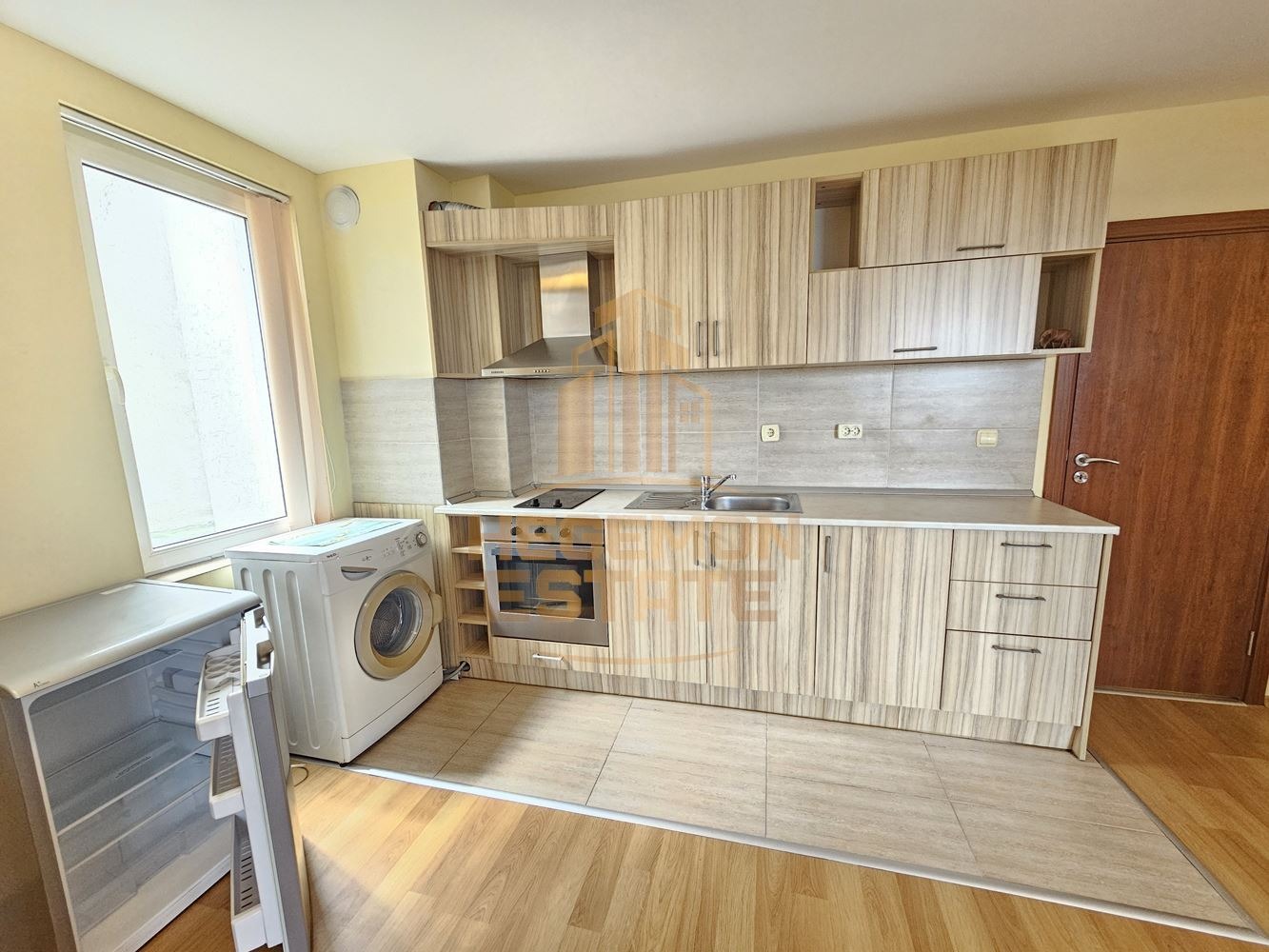 Продава 2-СТАЕН, гр. Варна, к.к. Чайка, снимка 3 - Апартаменти - 54292618