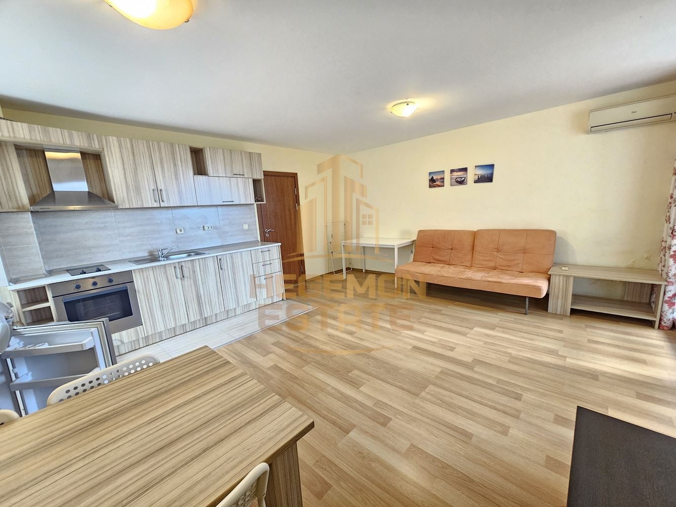 Продава 2-СТАЕН, гр. Варна, к.к. Чайка, снимка 2 - Апартаменти - 54292618