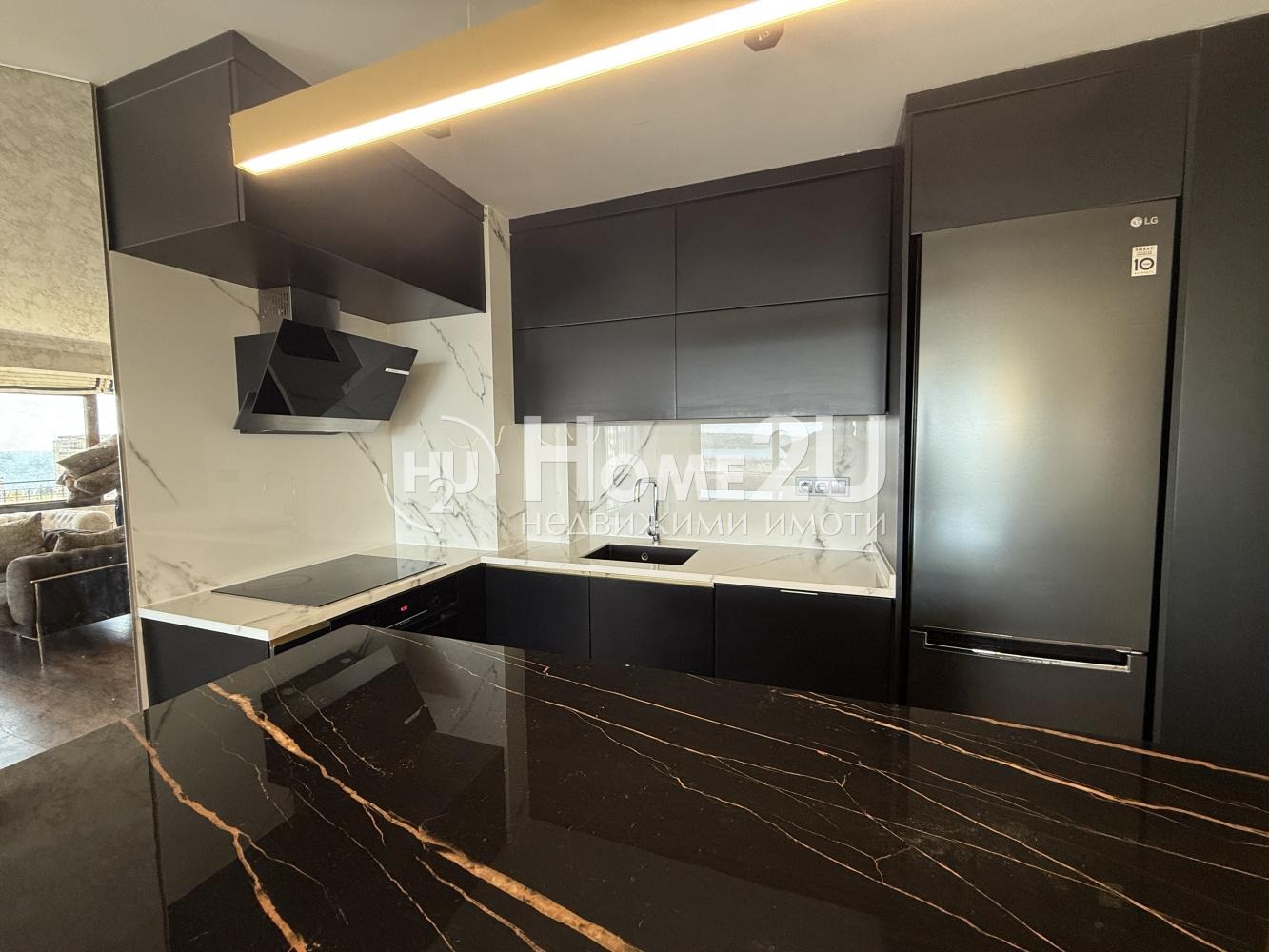 Продава 4-СТАЕН, гр. Варна, Бриз, снимка 3 - Апартаменти - 55536523