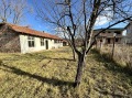 Продава КЪЩА, с. Орешак, област Ловеч, снимка 2 - Къщи - 42411307