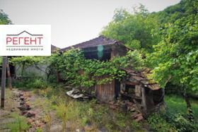 Продажба на имоти в с. Кръвеник, област Габрово - изображение 3 