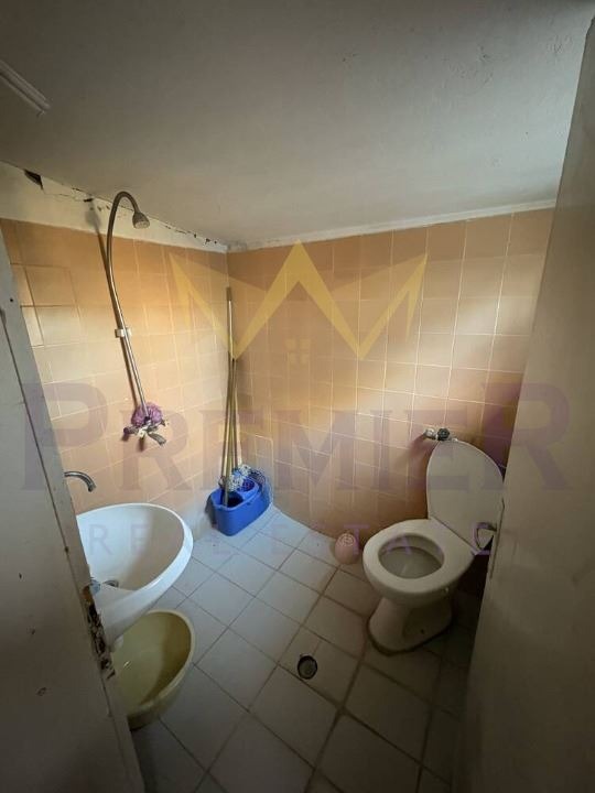 Продава КЪЩА, с. Медово, област Бургас, снимка 4 - Къщи - 53080511