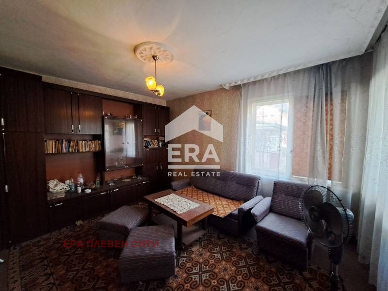 Продава КЪЩА, с. Опанец, област Плевен, снимка 9 - Къщи - 53602381