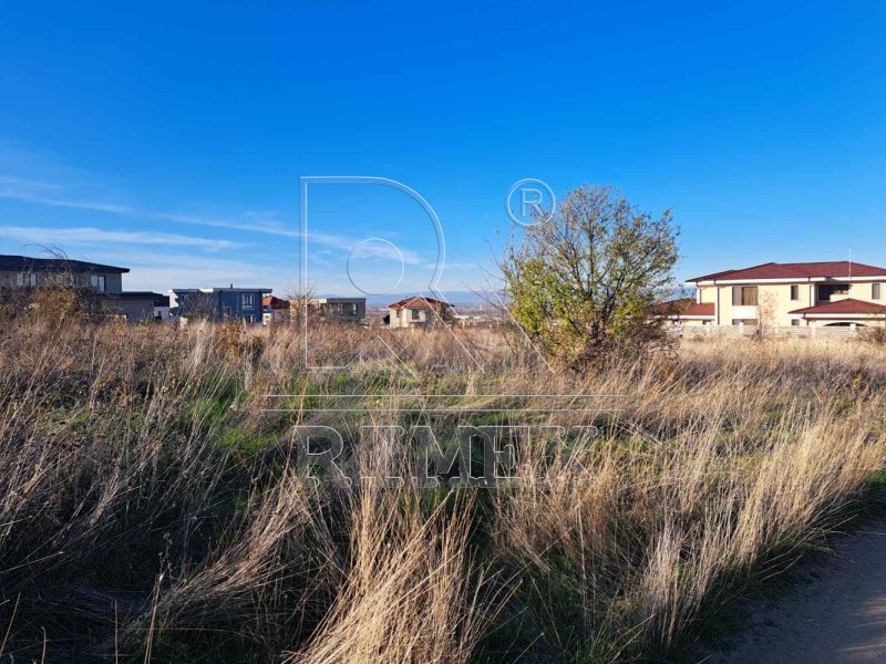 Продава ПАРЦЕЛ, област Пловдив, с. Марково • 399999 € / 782330.04 лв. • 60206612 1