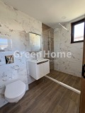Продава КЪЩА, област Варна, с. Приселци • 360000 € • 40253533 — Holmes.bg
