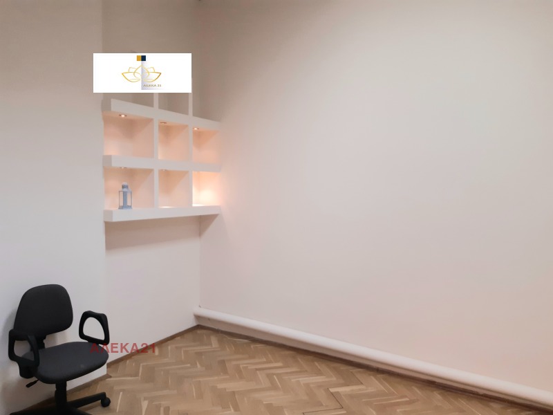 Продава ОФИС, гр. София, Център, снимка 2 - Офиси - 53393010