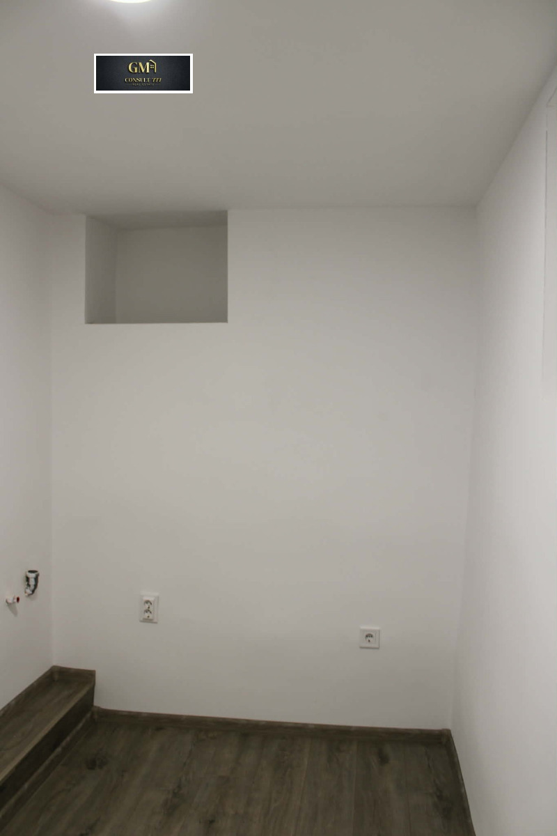 Продава ЕТАЖ ОТ КЪЩА, гр. Габрово, Център, снимка 11 - Етаж от къща - 53364621