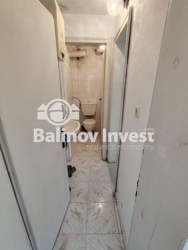 Продава МАГАЗИН, гр. Варна, Център, снимка 4 - Магазини - 53786005