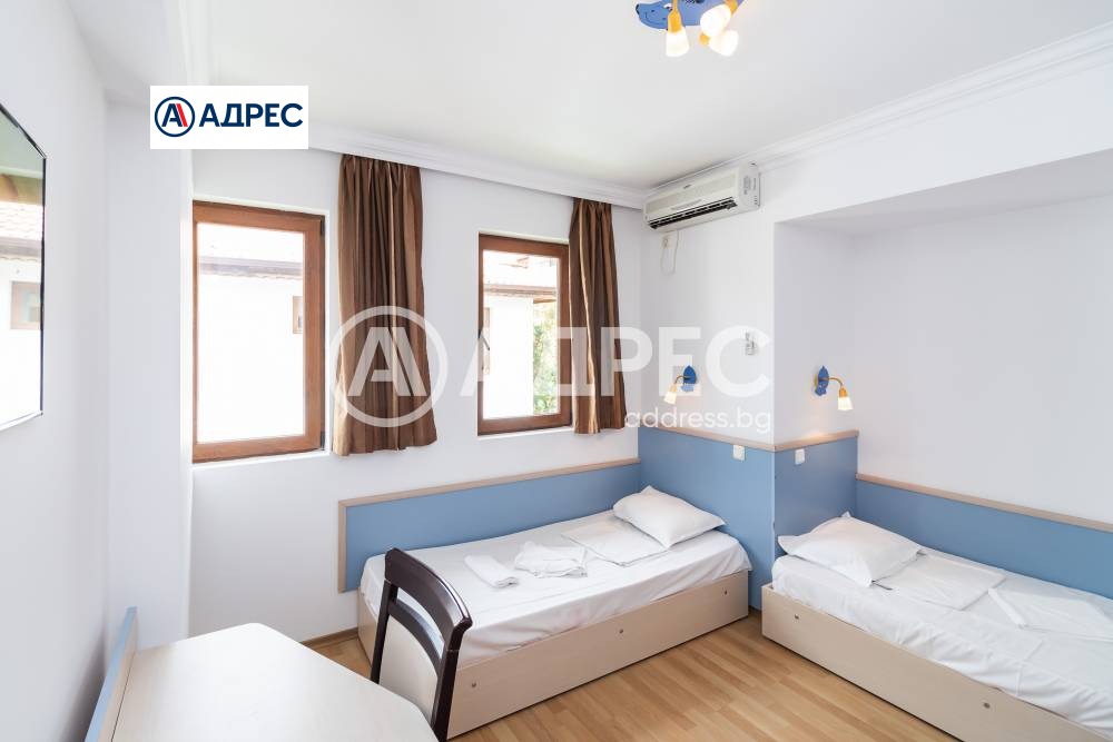 Продава КЪЩА, гр. Бяла, област Варна, снимка 12 - Къщи - 55222852