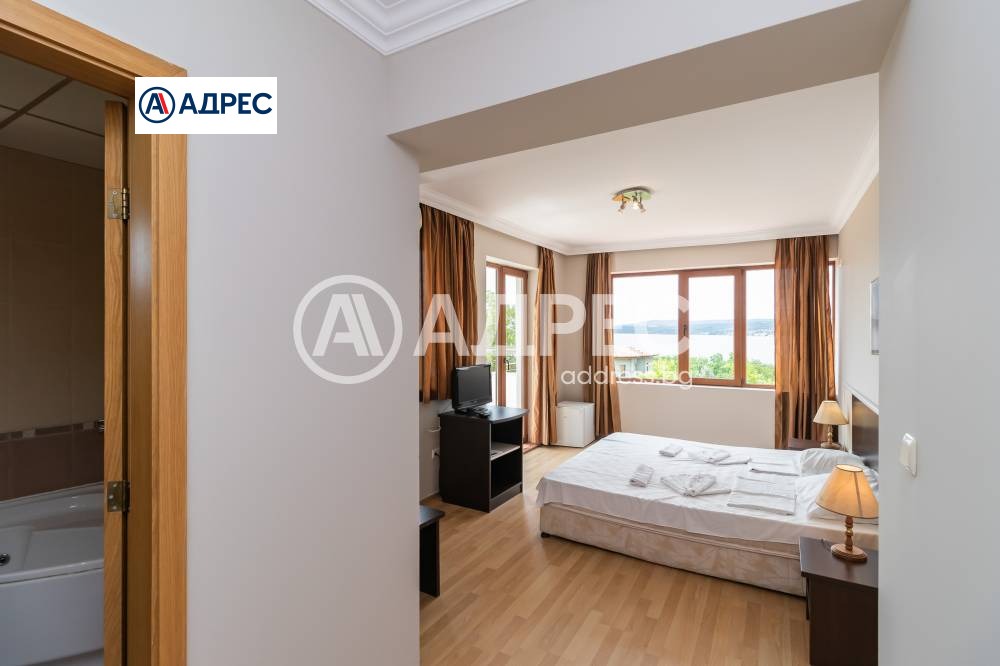 Продава КЪЩА, гр. Бяла, област Варна, снимка 16 - Къщи - 55222852
