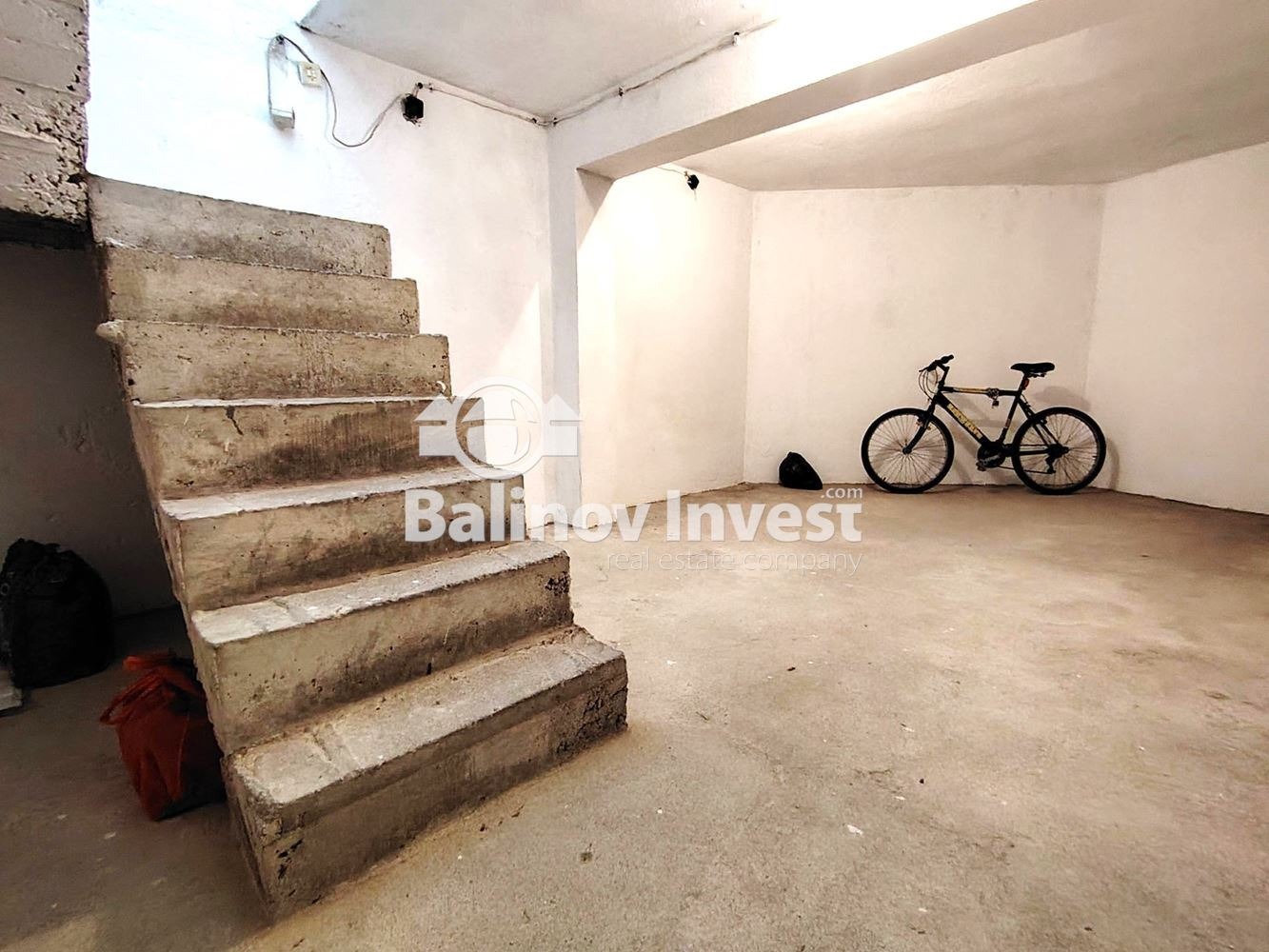 Продава МАГАЗИН, гр. Варна, Център, снимка 3 - Магазини - 53786005