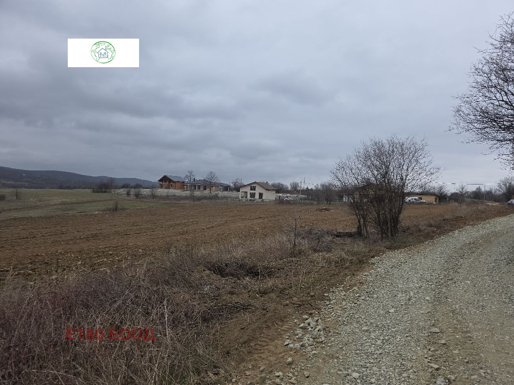 Продава ПАРЦЕЛ, с. Вакарел, област София област