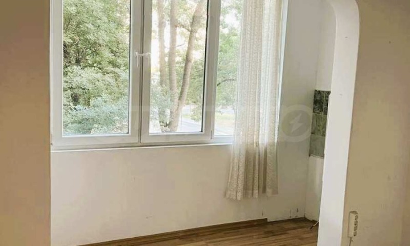 In vendita  1 camera da letto Burgas , Zornitsa , 41 mq | 77715501