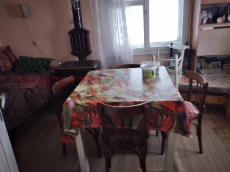 Продава КЪЩА, гр. Чепеларе, област Смолян, снимка 8 - Къщи - 52786636