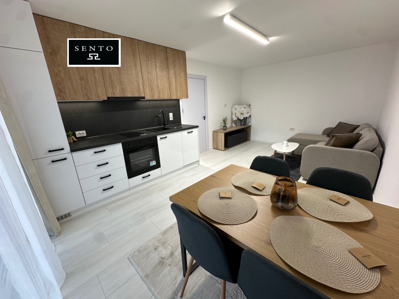 Продава 2-СТАЕН в град Русе, Родина 1 - 50 кв.м / 93 000 € » 181 892.19 лв., СЕНТО