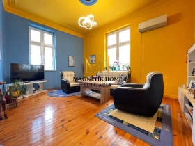 2 bedroom Tsentar, Burgas 1