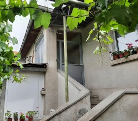 Продажба на имоти в гр. Съединение, област Пловдив — страница 2 - изображение 3 