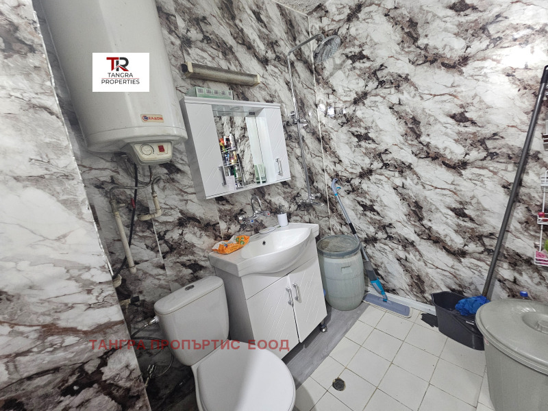 Продается  1 спальня область Перник , Радомир , 72 кв.м | 65711805 - изображение [8]