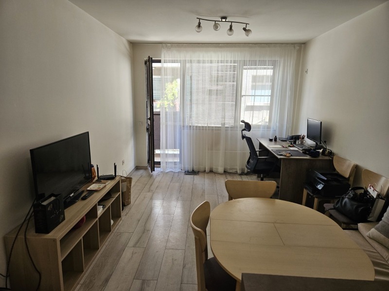 Продава  2-стаен град София , Редута , 65 кв.м | 77904998 - изображение [2]