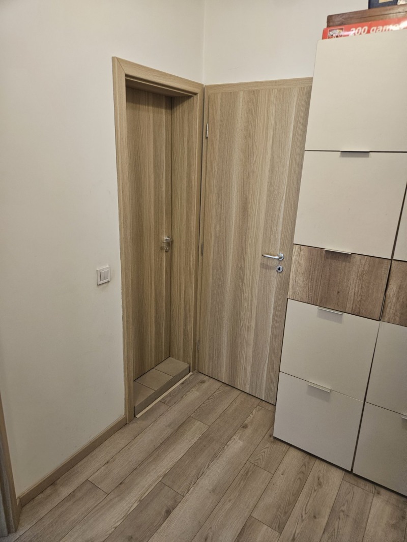 Продава  2-стаен град София , Редута , 65 кв.м | 77904998 - изображение [8]