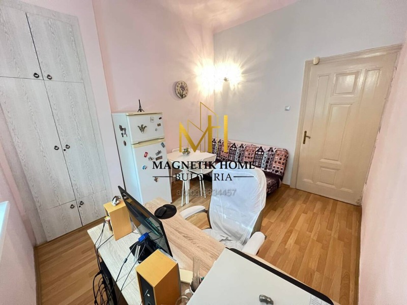 De vânzare  2 dormitoare Burgas , Țentâr , 100 mp | 15927637 - imagine [8]