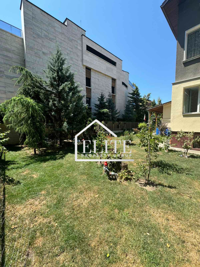 Продава 4-СТАЕН, гр. София, Лозенец, снимка 4 - Апартаменти - 52653359