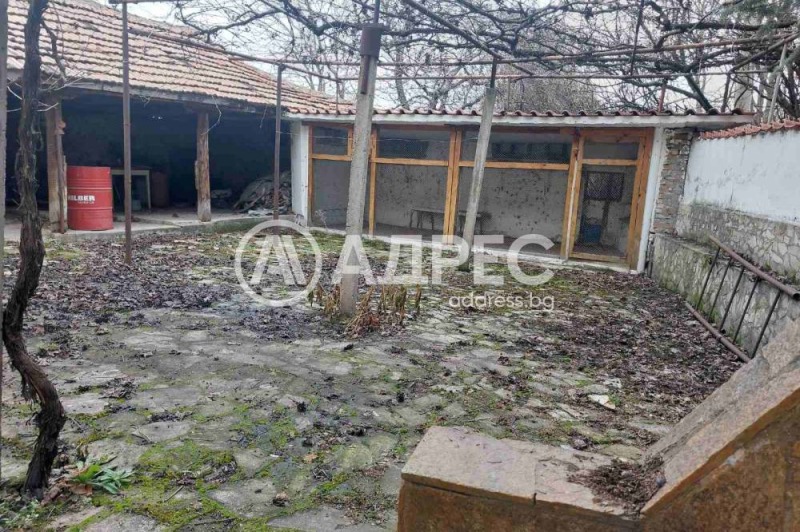 Продава КЪЩА, с. Триводици, област Пловдив, снимка 5 - Къщи - 53601887