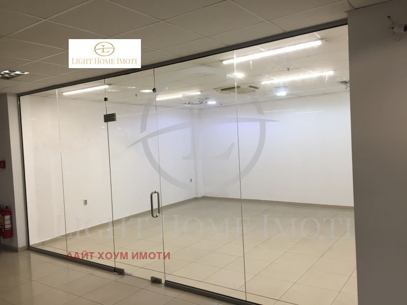 Продава МАГАЗИН, град Пловдив, Център • 49980 € • 17070006 — Holmes.bg